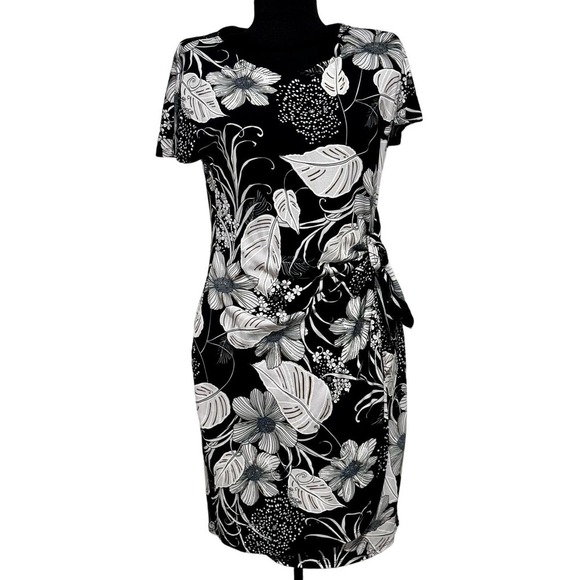 Signature By Robbie Bee Black‎ Floral Short Sleeve Knee Length Dress Size Small - Picture 1 of 12